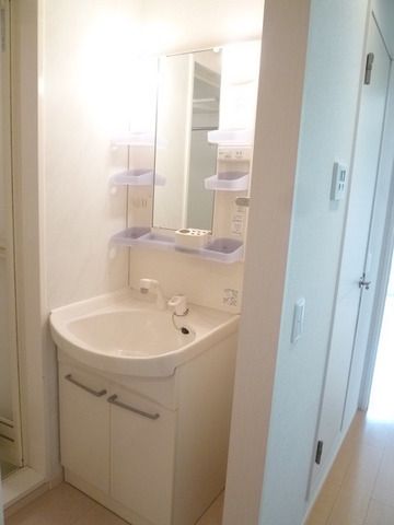 洗面設備　★便利な独立洗面台★