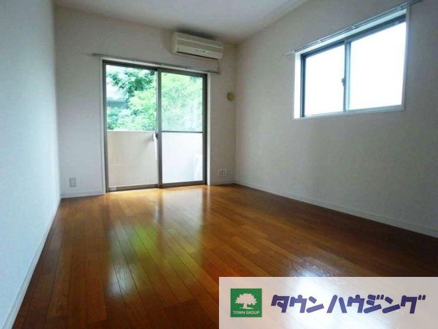 居室・リビング　システムキッチン（2口ガスコンロ）