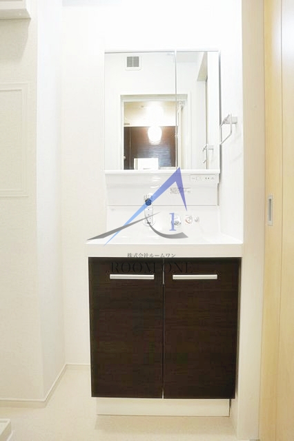 洗面設備　洗面台です。