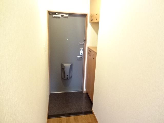 玄関　玄関（イメージ）