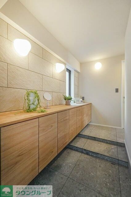 玄関　※完成イメージパースです