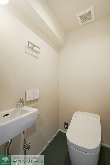 トイレ　※完成イメージパースです