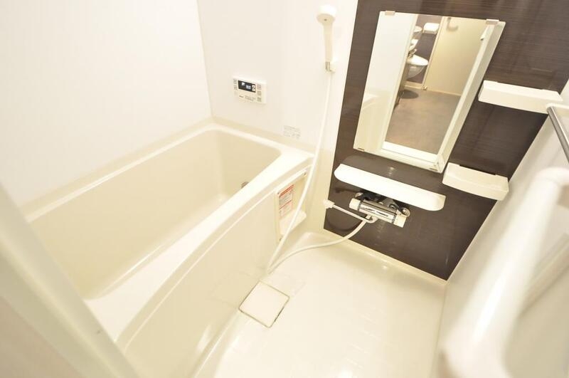 バス・シャワールーム　追い炊き付浴室♪