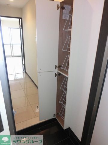 玄関　お問合せはタウンハウジングまで！※現地待合わせ相談可能