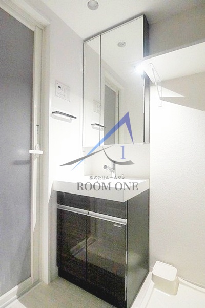 洗面設備　洗面台です。