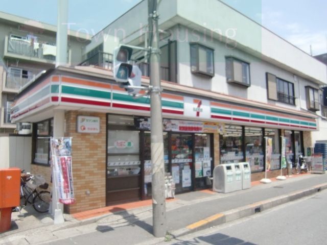コンビニ　セブンイレブン市川本塩店（コンビニ）まで475m