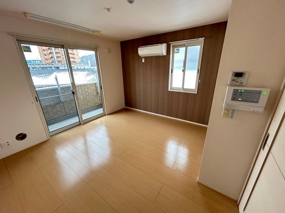 居室・リビング　※別部屋の写真です