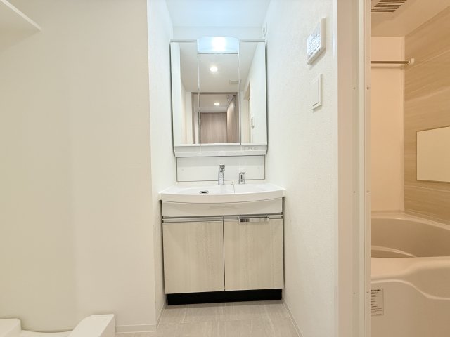 洗面設備　同一タイプ