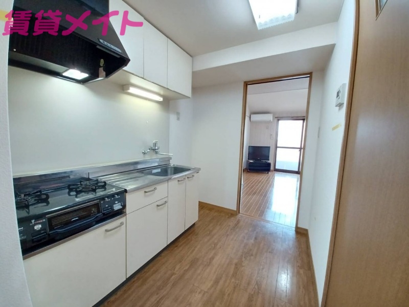 キッチン　同型参考写真