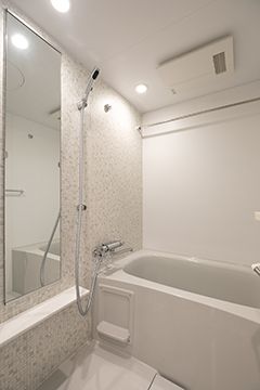 バス・シャワールーム　バス