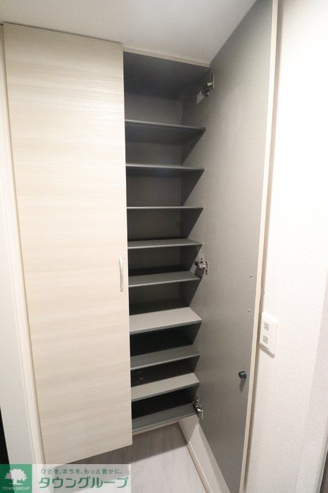 玄関　収納