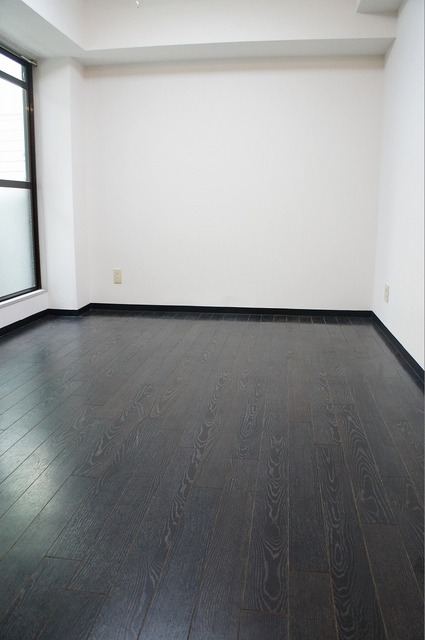 居室・リビング　広々洋室