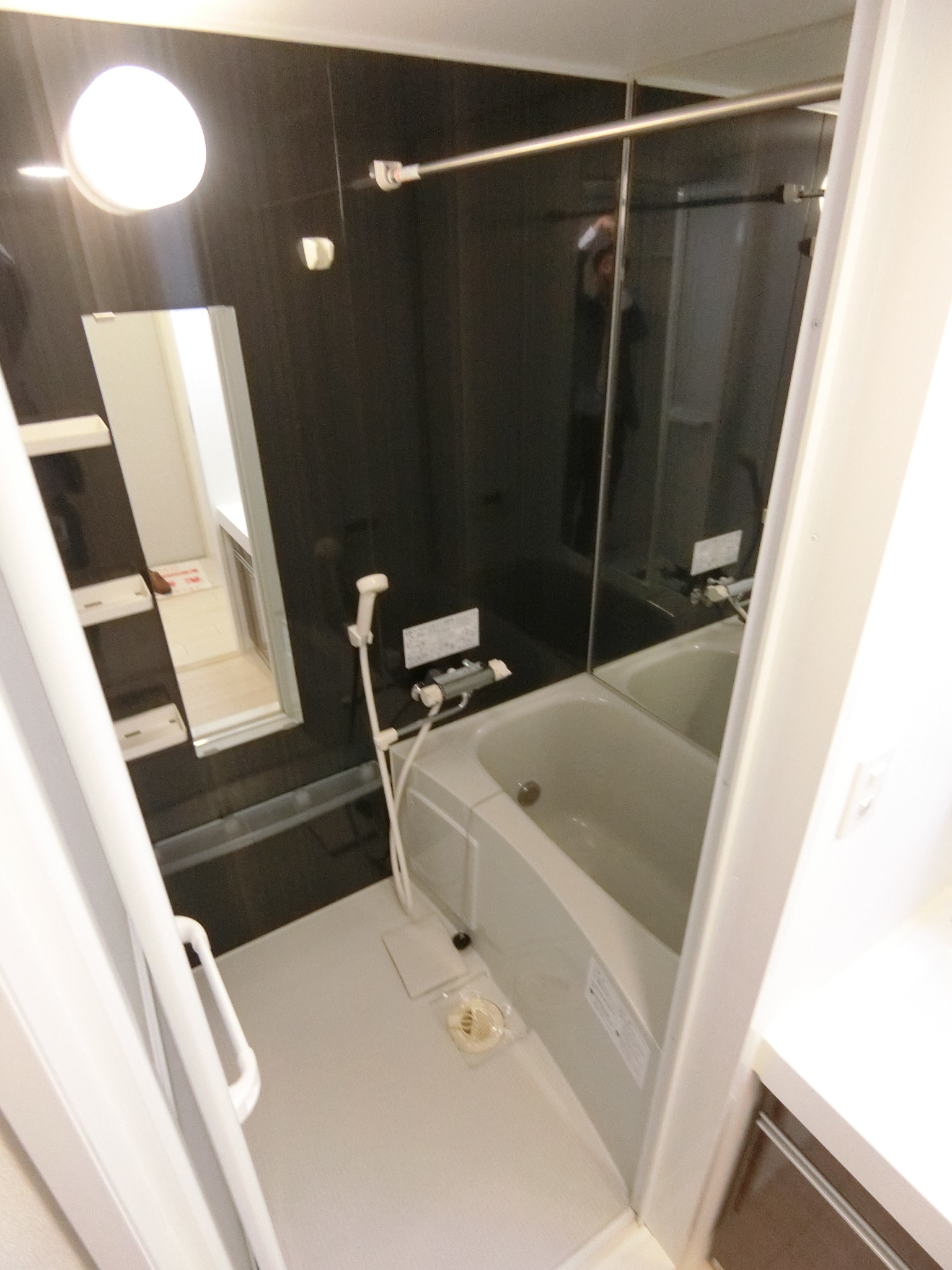 バス・シャワールーム