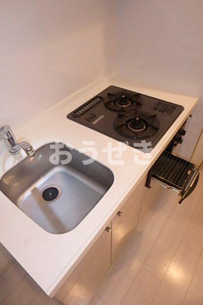 キッチン　２口ガスコンロ・グリル付き