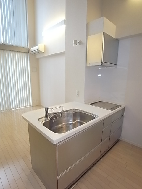 キッチン　ＩＨシステムキッチン。