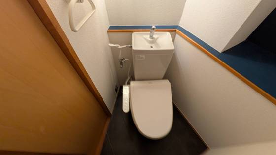 トイレ　※別部屋の写真です