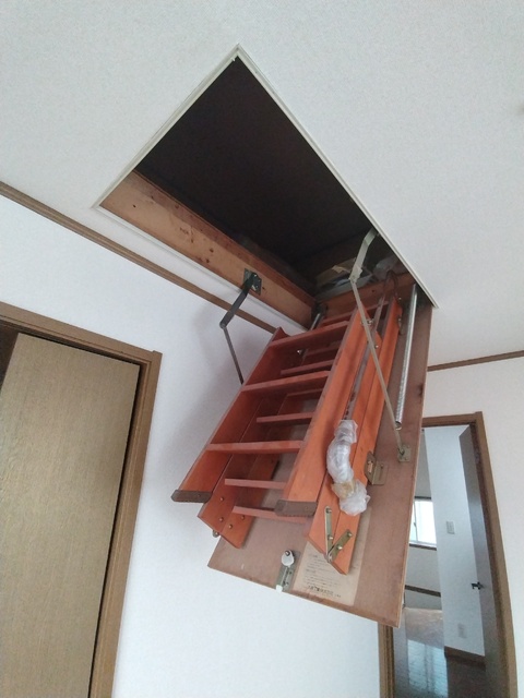 収納　屋根裏収納あります！