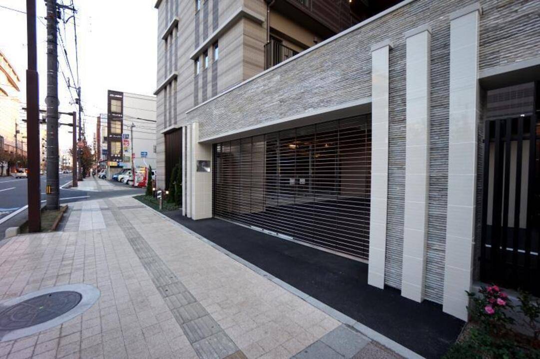 エントランス　エントランス