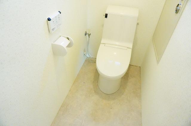 トイレ　トイレ