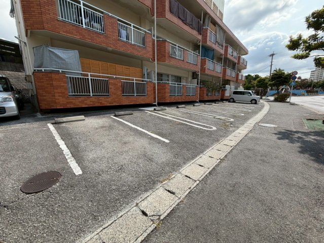 駐車場　行田原マンション★那覇市与儀エリア