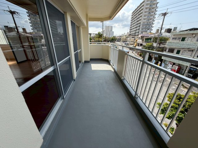 バルコニー　行田原マンション★那覇市与儀エリア