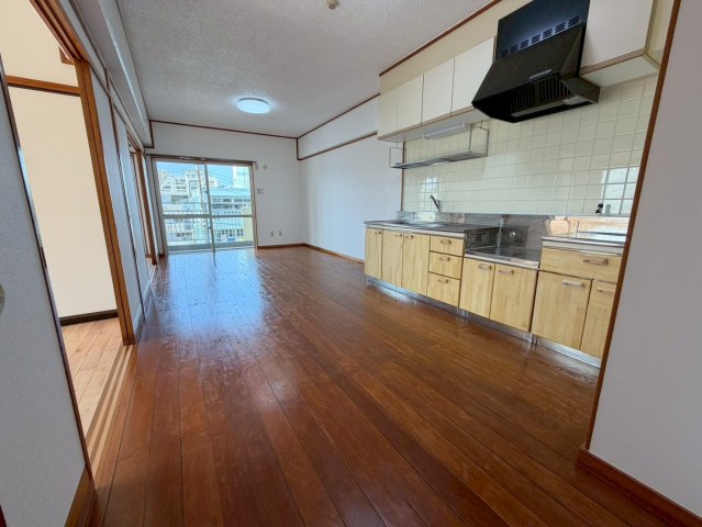 居室・リビング　行田原マンション★那覇市与儀エリア