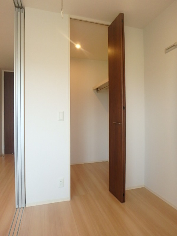 収納　図面と現状に相違がある場合には現状を優先