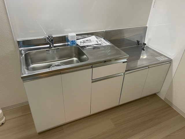 キッチン　2口ガスコンロの設置が可能です。