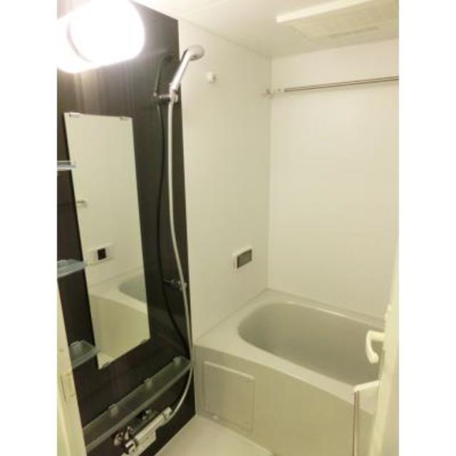 バス・シャワールーム　※写真は同タイプ住戸です。