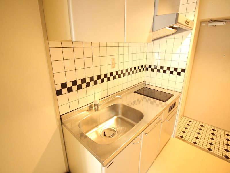 キッチン　同物件別部屋イメージ