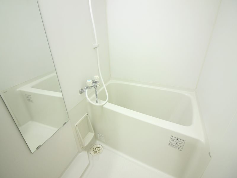 バス・シャワールーム　同物件別部屋イメージ