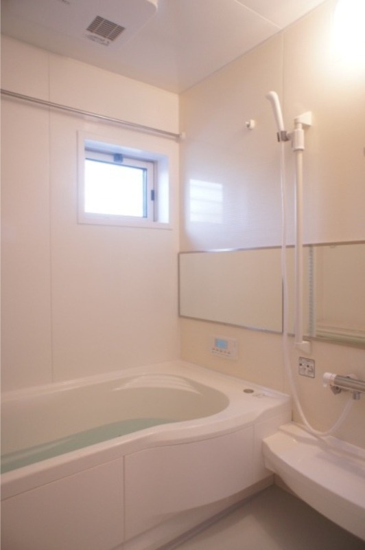 バス・シャワールーム　図面と現状に相違がある場合には現状を優先