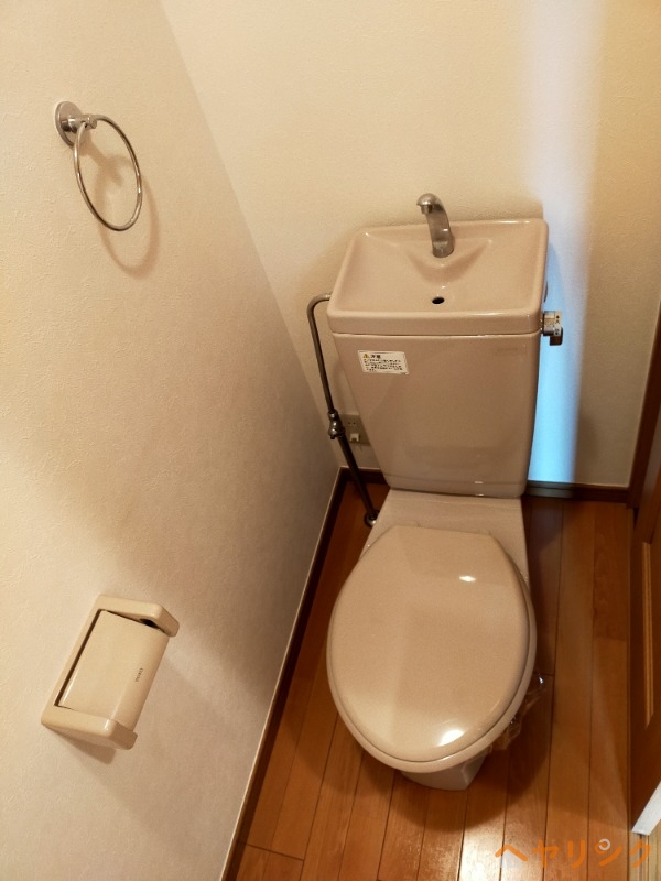 トイレ　クローゼット