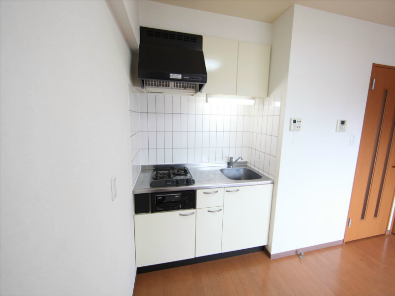 キッチン　システムキッチン（ガス2口コンログリル付）