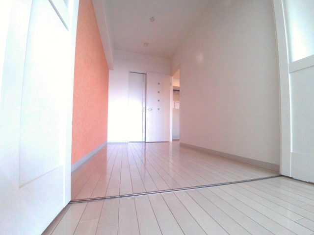 その他部屋・スペース　独立した寝室を希望の方にピッタリの洋室(クロスの色確認要)