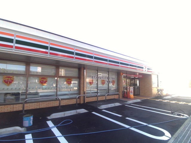 コンビニ　セブンイレブン神戸住吉南町3丁目店（コンビニ）まで134m