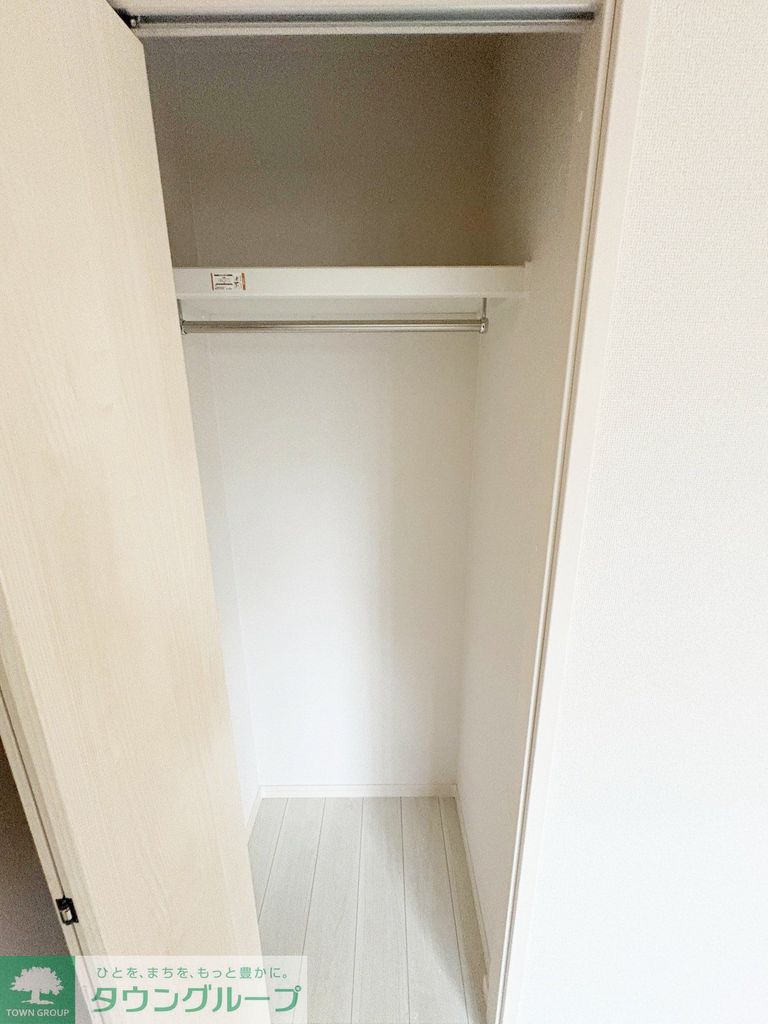 玄関　キッチン