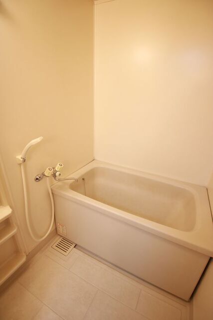 バス・シャワールーム　別室の参考写真です。※現況優先