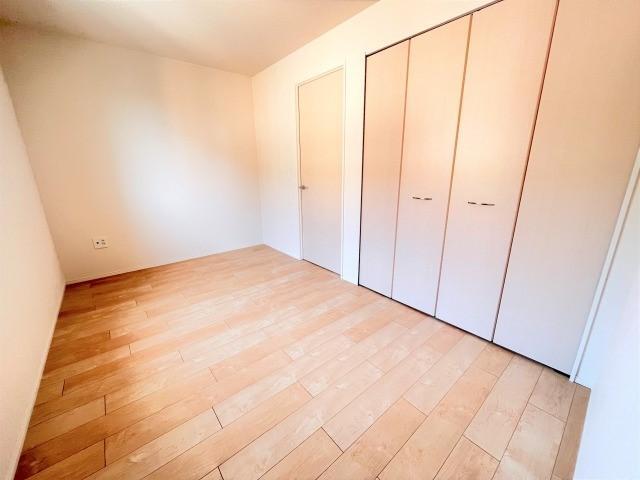 居室・リビング　洋室(1)