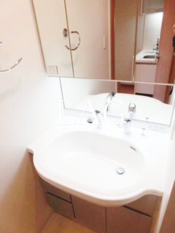 洗面設備　洗面台です。