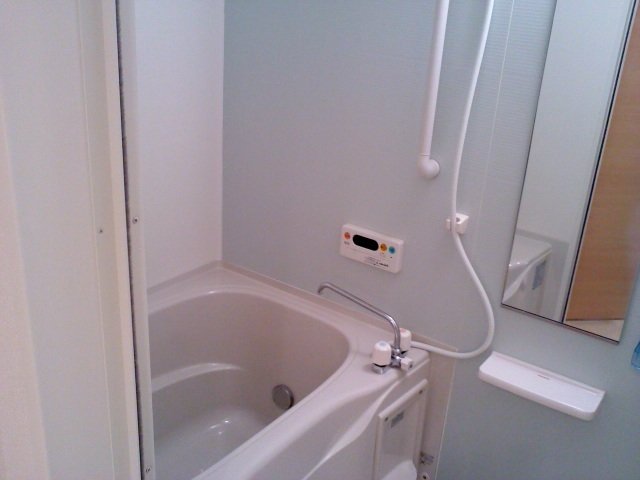 バス・シャワールーム　きれいなお風呂です