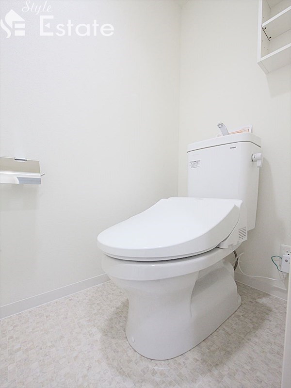 トイレ　シャワー付きトイレ