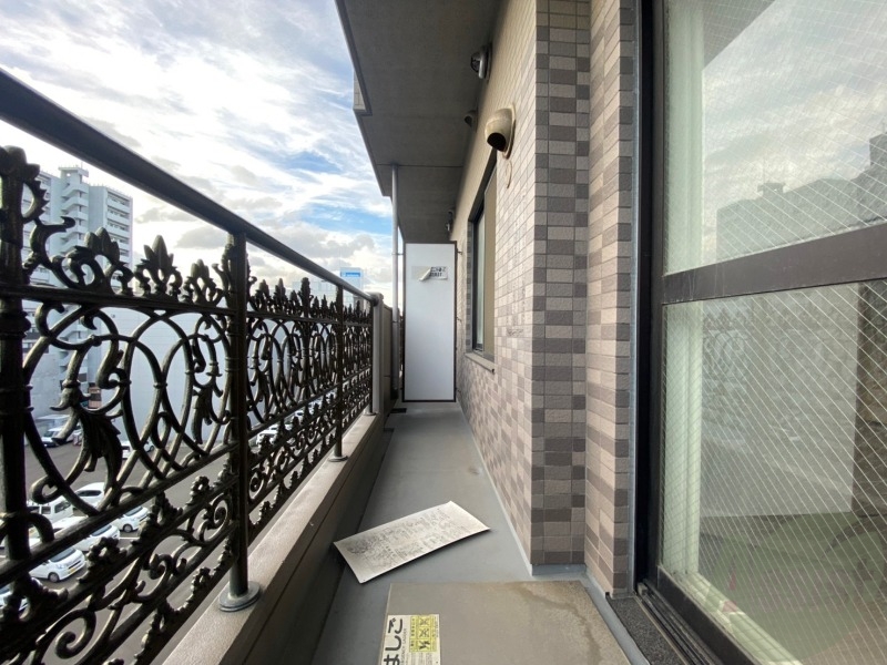 バルコニー　バルコニーです。洗濯物を干したり一息ついたりできますね！