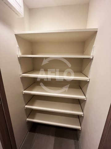 収納　コンフォリア・リヴ博労町一丁目Q　シューズボックス