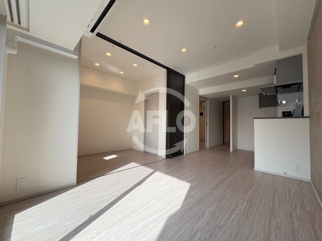 居室・リビング　コンフォリア・リヴ博労町一丁目Q　リビング