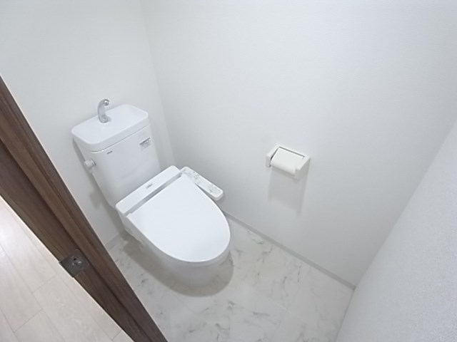 トイレ　ゆったりとした空間のトイレです