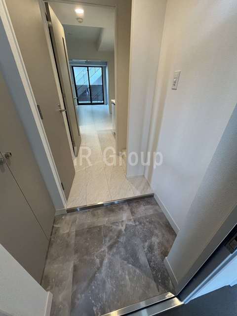 玄関　反転タイプ