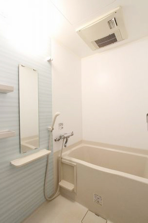 バス・シャワールーム　★浴室乾燥き付き★