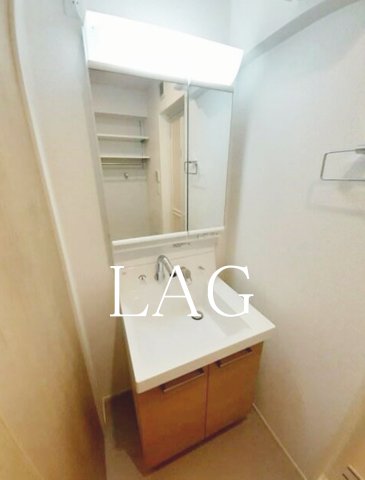 洗面設備　洗面台です。