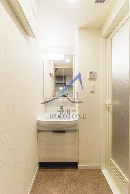 洗面設備　洗面台です。